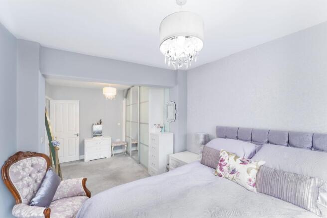 3 bed Semi-Detached Bungalow for sale Image 7