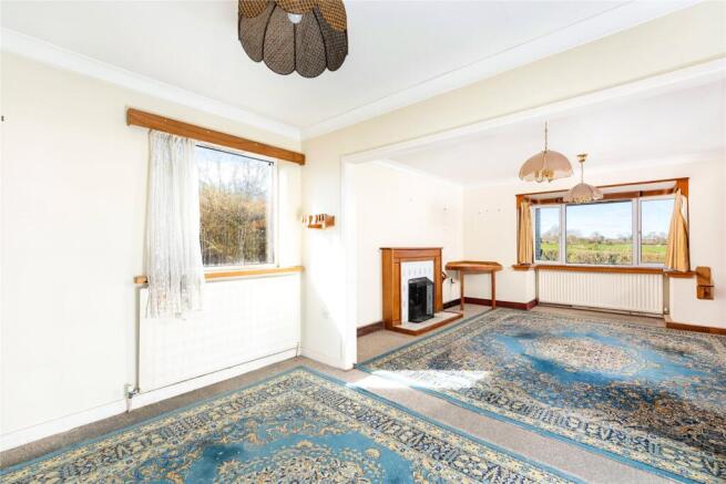 Sitting/Dining Room