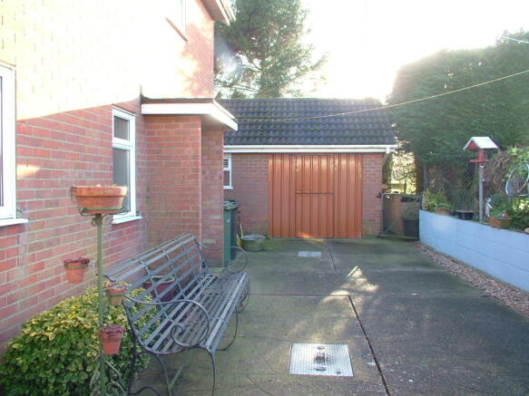 Photo 16