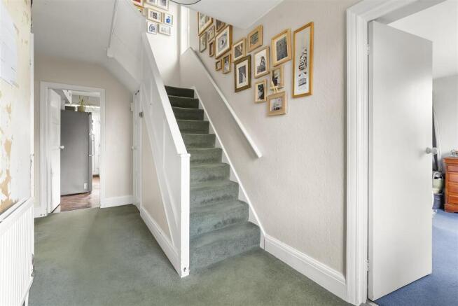 4 bed Semi-Detached for sale Image 7