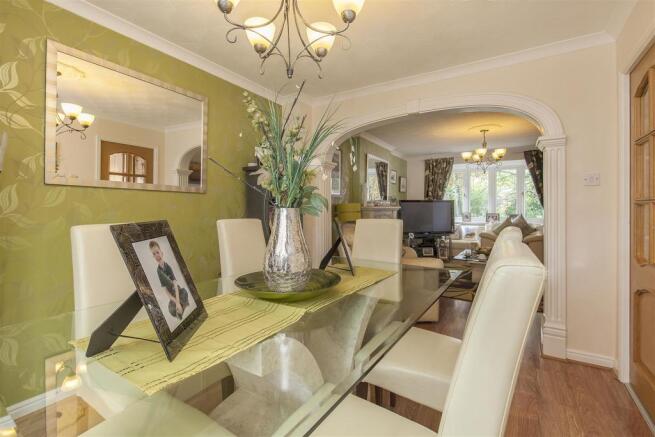 9 Hedley Drive-4.jpg