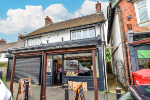 34 Stanley Parade, Bois Lane, Amersham HP6 6BP