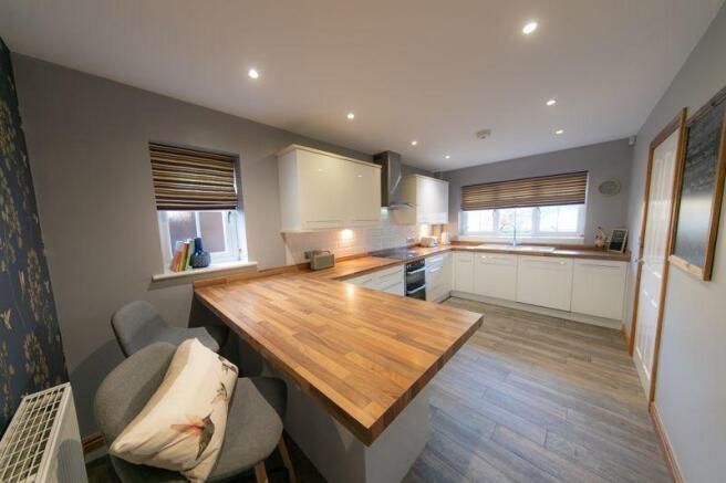 Kitchen & ...