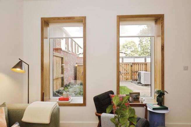 4 bed Town House for sale Image 12