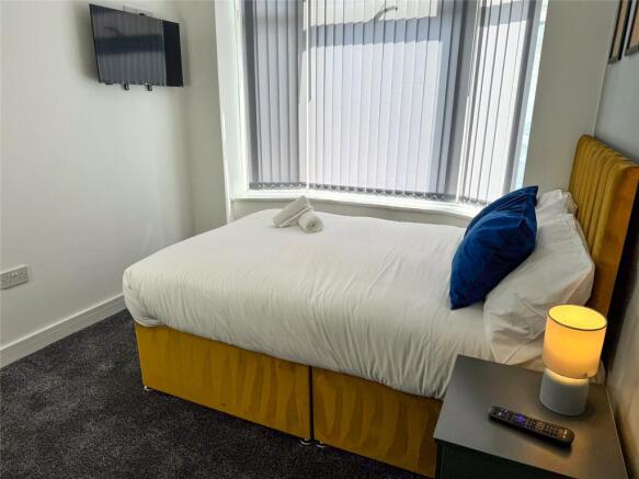 1 bed House to rent Image 6