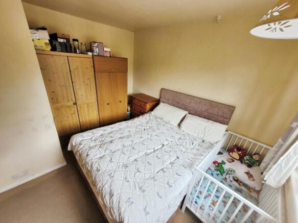 3 bed Terraced for sale Image 7
