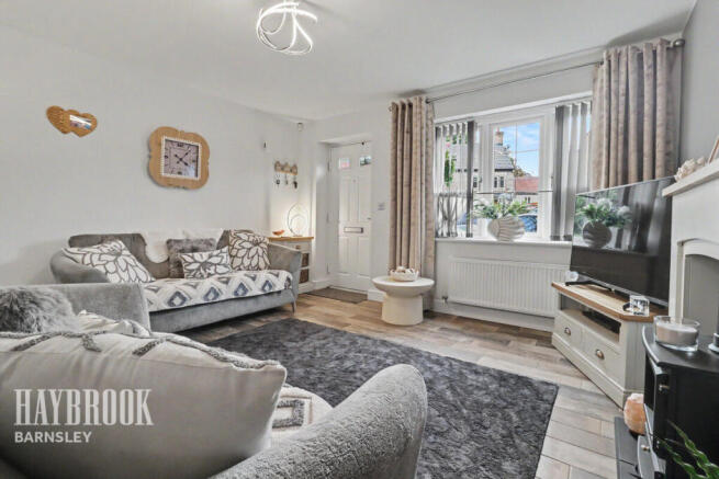 2 bed Semi-Detached for sale Image 6