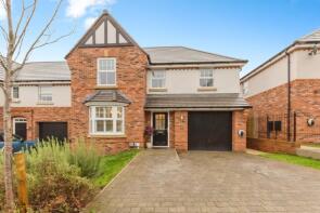 21, Lime Grove, Macclesfield SK10 1LX