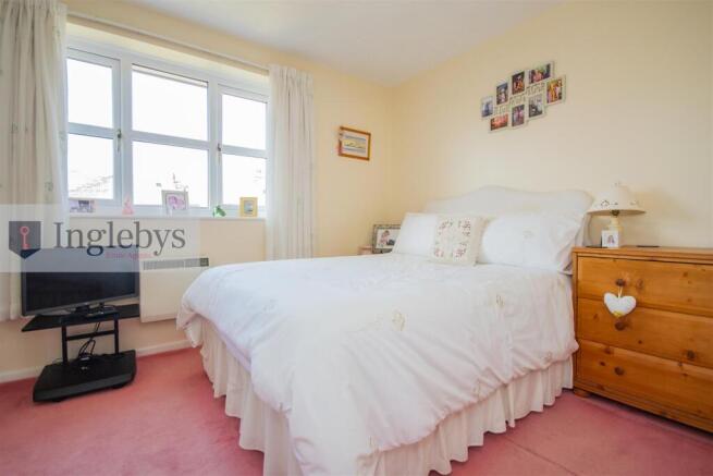 2 bed House for sale Image 10
