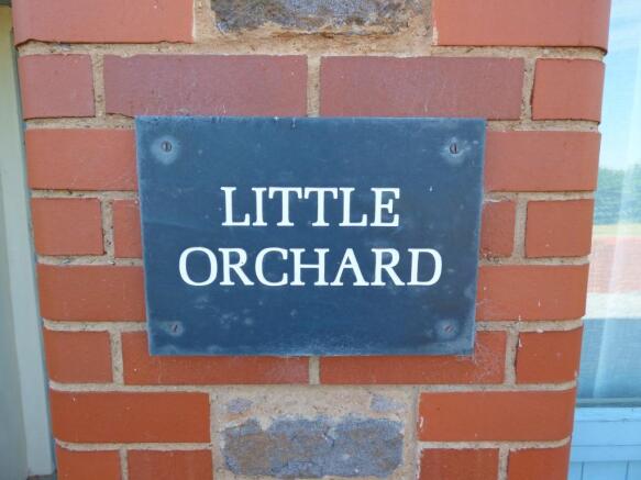 Plaque
