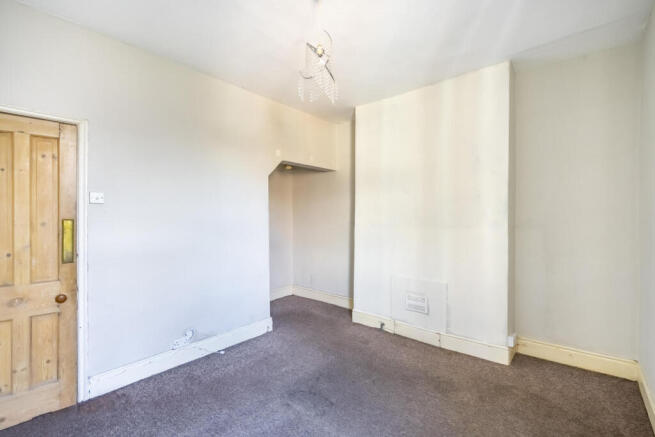 2 bed Terraced for sale Image 5