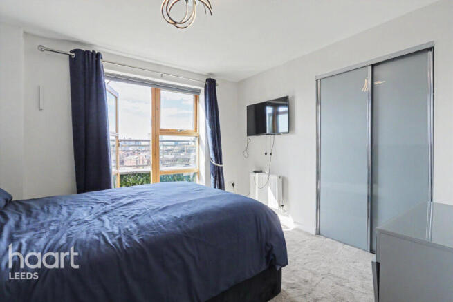 2 bed Apartment for sale Image 10