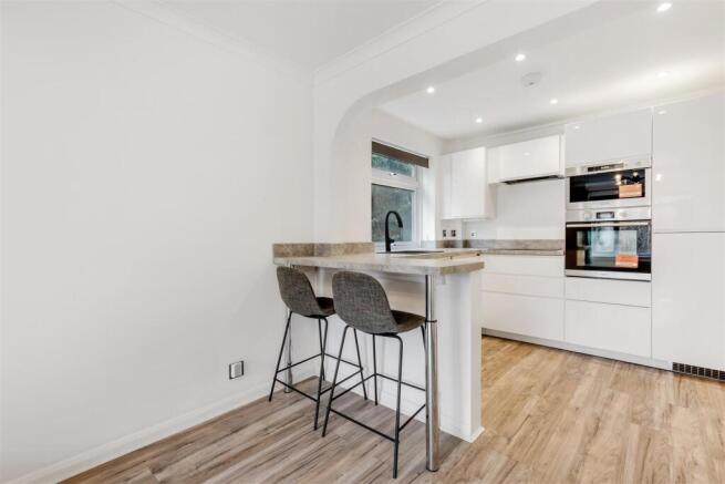 STERLING COURT -16_.jpg