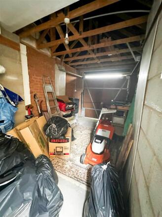 Garage.jpg