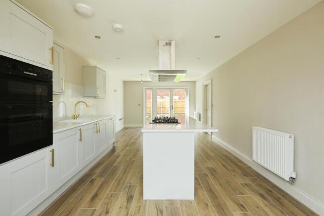 Hazel Grove, Retford photo 4