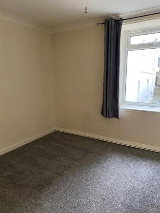 flat 3 bed3.jpg