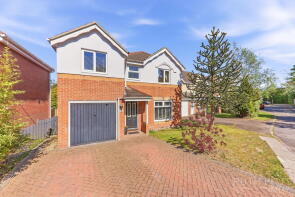 23, Thistle Drive, Upton, Pontefract WF9 1NQ