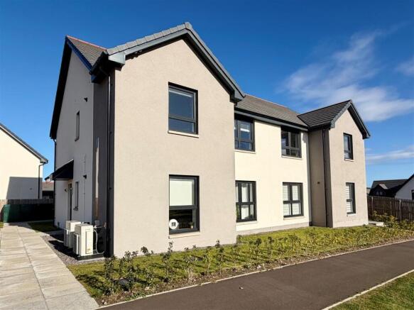 2-bed flat on Scone Road, Elgin, £160,000