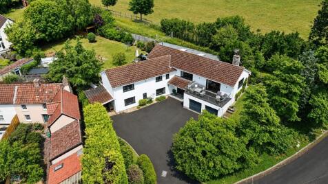 Shiplate Road, Bleadon Village, Weston-Super-Mare, BS24