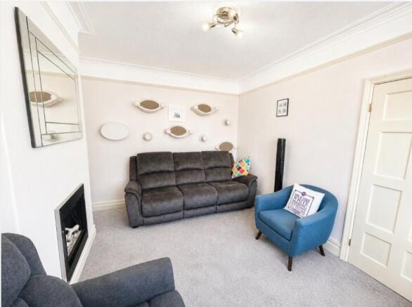 3 bed Terraced for sale Image 8