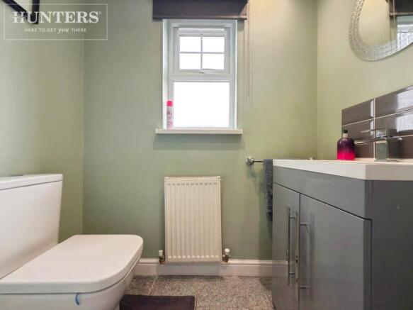 3 bed Detached for sale Image 9