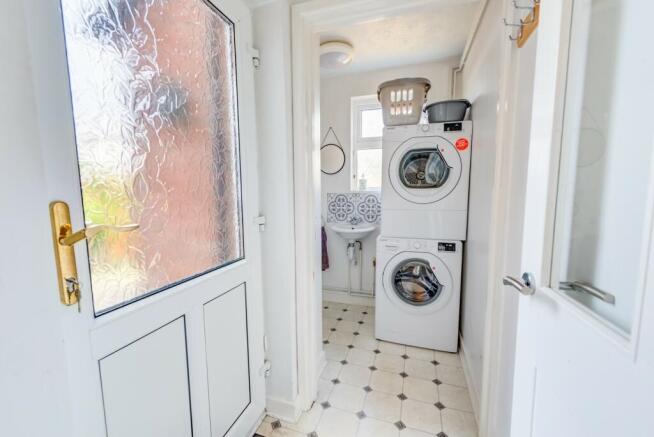 Utility Room & WC