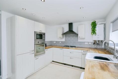 Manorbier Close, Dinas Powys