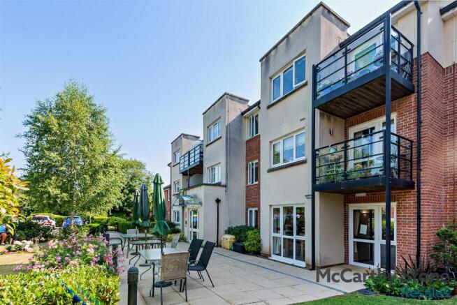 Waggoners Court, Legions Way, Bishop's Stortford photo 4
