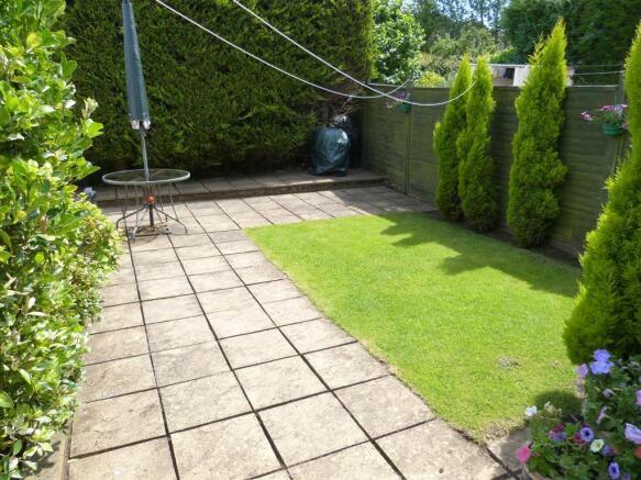 GARDEN TO THE REAR ELEVATION