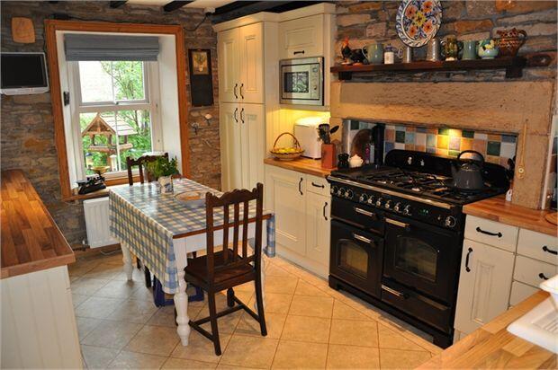 Breakfasting Kitchen