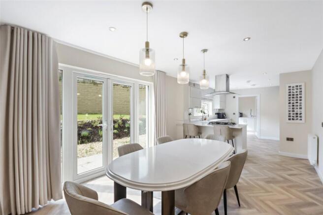 Dining/Kitchen