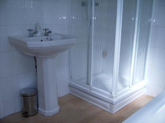 Bathroom2