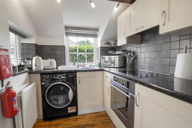 2 bed Cottage for sale Image 5
