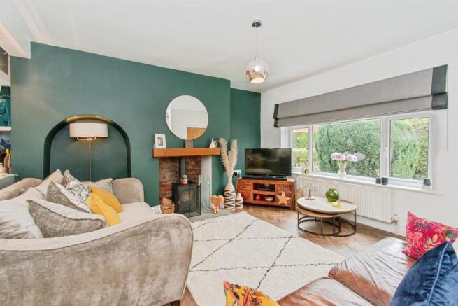 2 bed Semi-Detached for sale Image 8