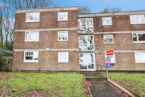 Flat 1, 230 Hill Court, Leach Green Lane, Birmingham B45 8DT