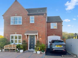 44, Chestnut Drive, Coalville LE67 1GW