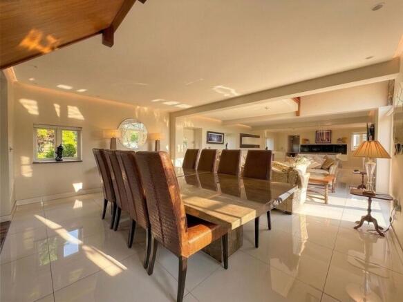 4 bed Barn Conversion for sale Image 4