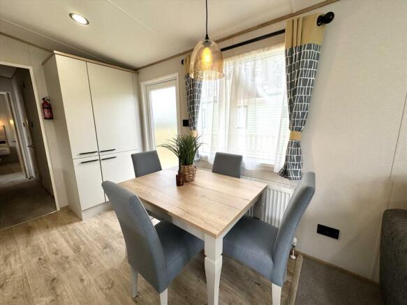 2 bed Not Specified for sale Image 6