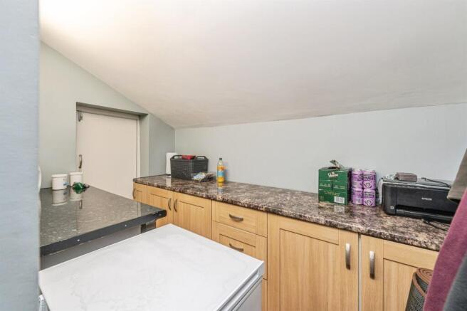 1 bed Semi-Detached for sale Image 12