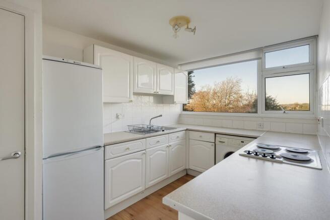 Kitchen ()