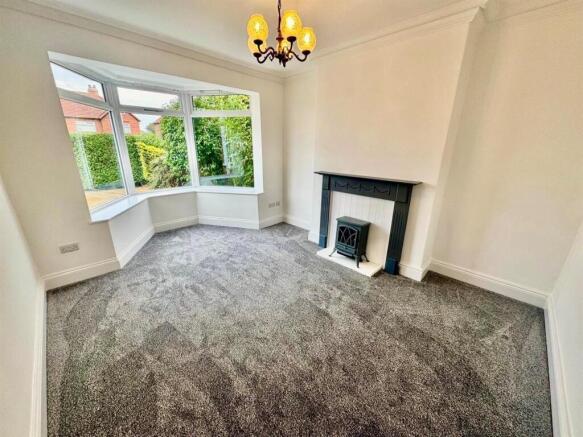 3 bed Terraced for sale Image 2