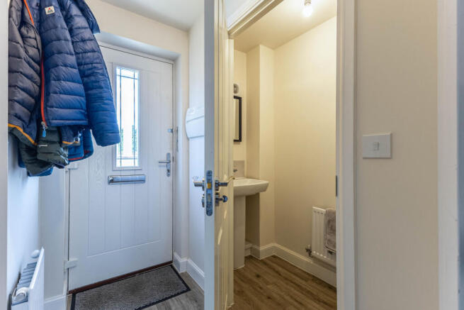 3 bed Semi-Detached for sale Image 8