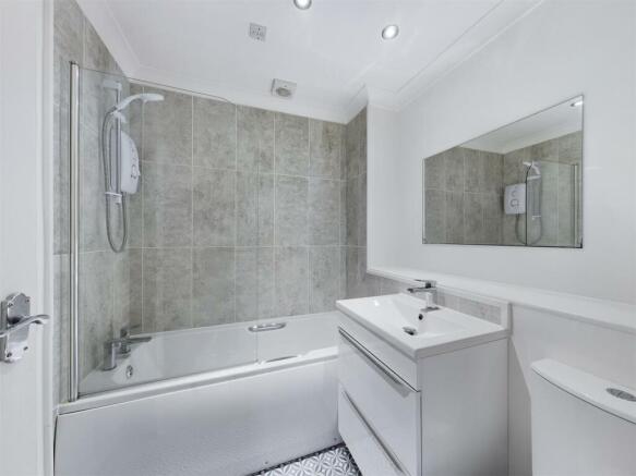 1 bed Apartment to rent Image 5
