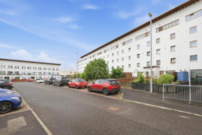 Flat 2/2, 34, Lochburn Gardens, Glasgow G20 0SL