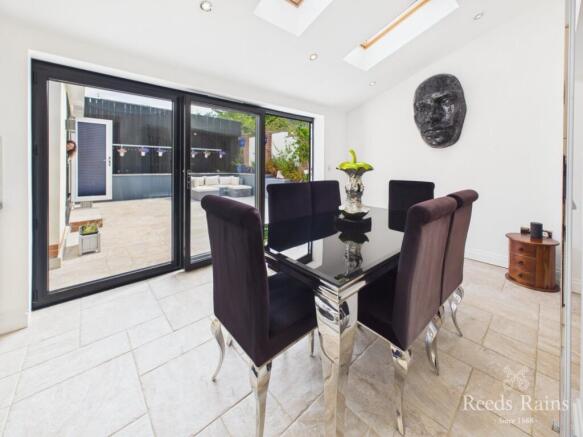 3 bed Detached for sale Image 9