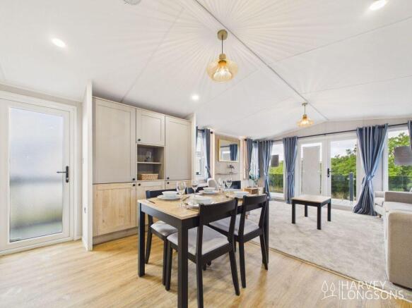 3 bed Park Home for sale Image 8