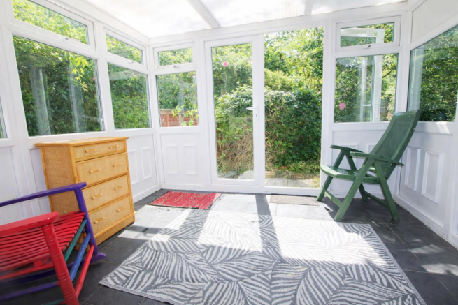 Romill Close, West End, Southampton photo 5