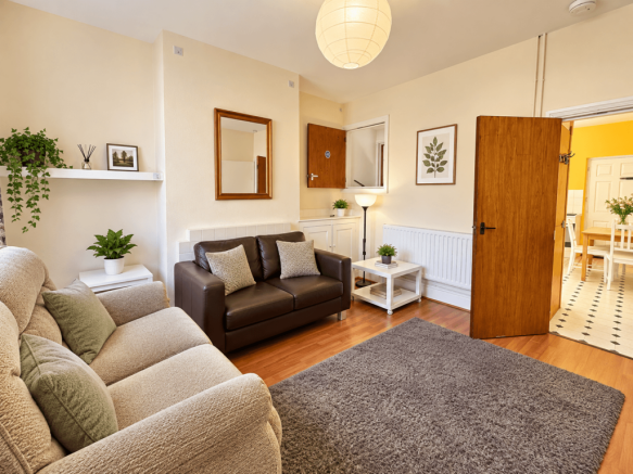 3 Bedroom - Student Property