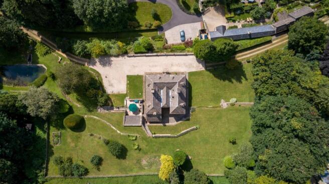 17 - Bagendon Manor - GL7 7DU - L Web.jpg