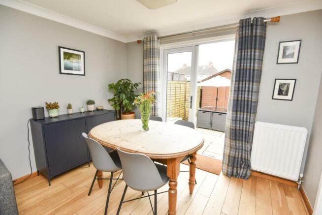 A DINING AREA.JPG